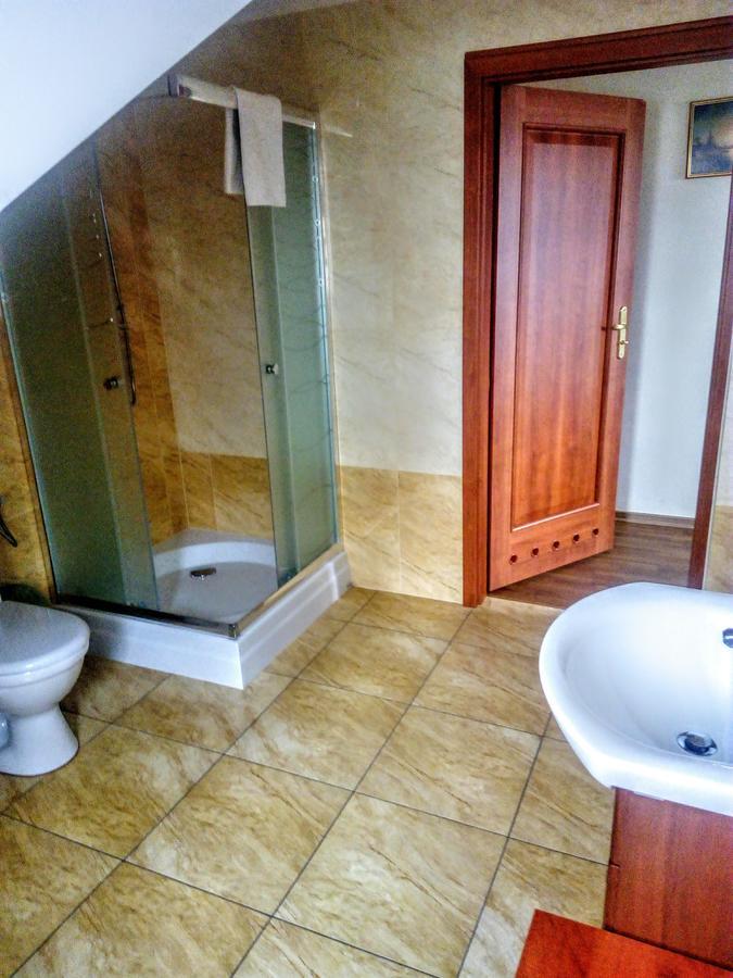 Zacisze Hotel Ulan ภายนอก รูปภาพ